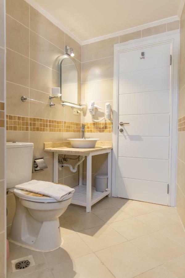 Kortan Hotel Тургутрейс Екстер'єр фото